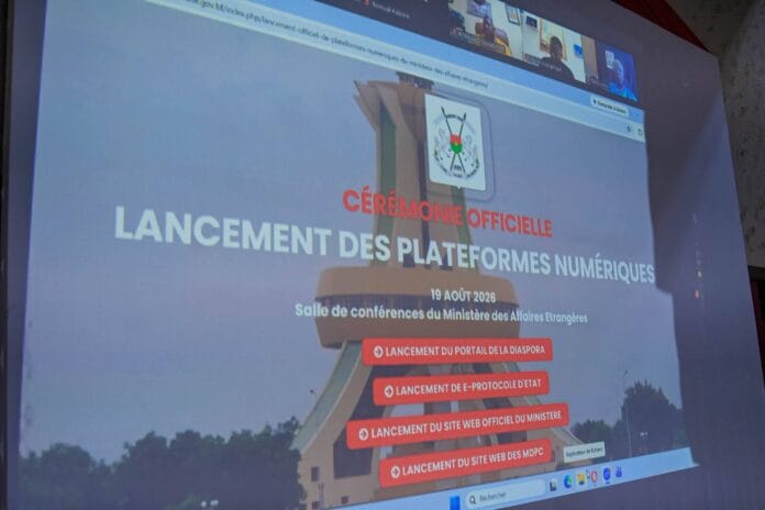 Lancement de plateforme numerique